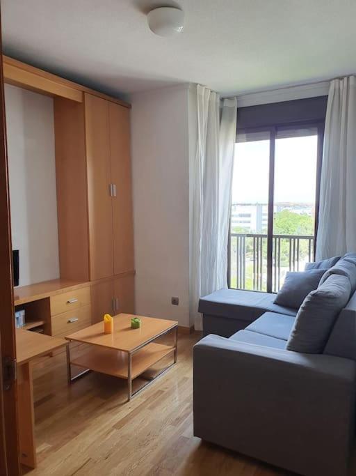 Piso, Cerca Al Aeropuerto Madrid Apartamento Exterior foto